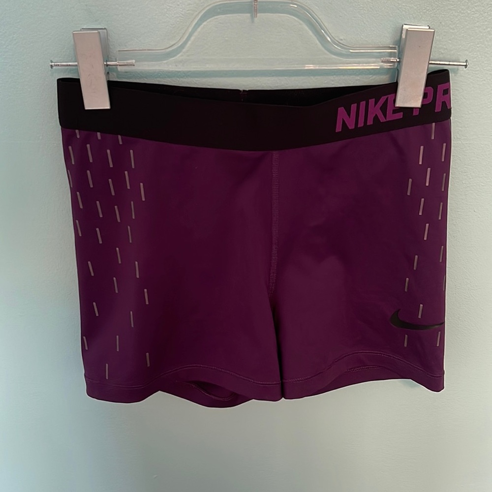 NIKE PROS